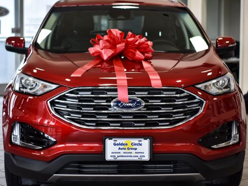 Used 2020 Ford Edge SEL w/ Convenience Package FWD image 1