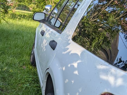 Used 2003 Ford Explorer Sport XLS image 9