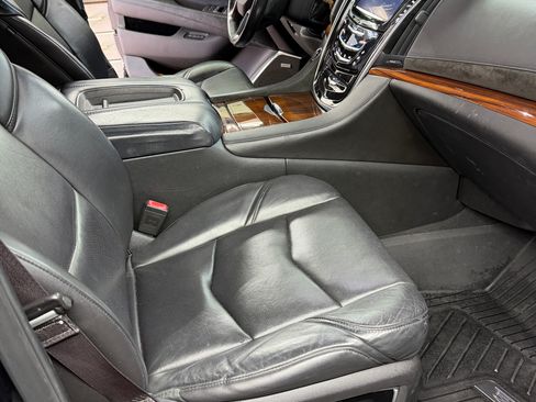 Used 2015 Cadillac Escalade ESV Premium image 14