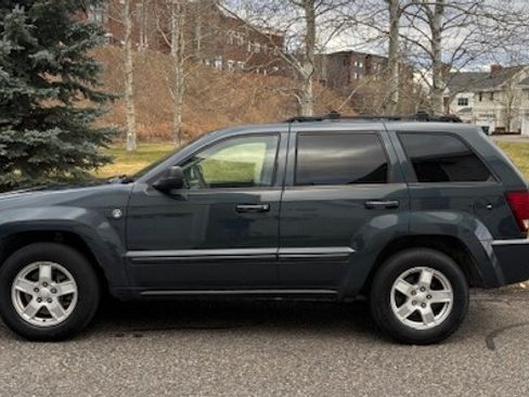 Used 2007 Jeep Grand Cherokee Laredo image 2