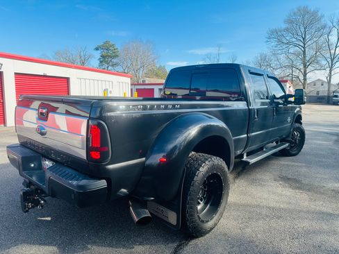 Used 2015 Ford F350 Platinum w/ Snow Plow Prep Package image 21