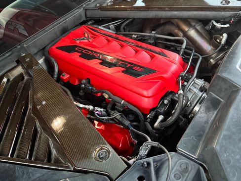 Used 2020 Chevrolet Corvette Stingray Premium Cpe w/ 3LT Preferred Equipment Group RWD image 18