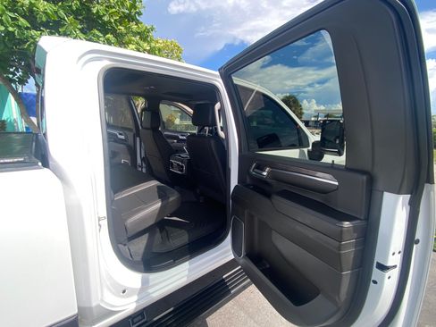 Used 2024 Chevrolet Silverado 2500 LTZ w/ LTZ Plus Package image 16