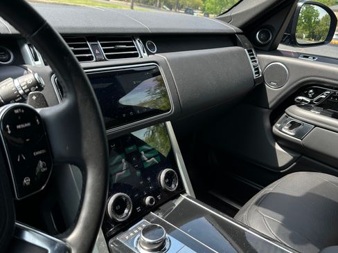 Used 2019 Land Rover Range Rover Long Wheelbase Supercharged image 15