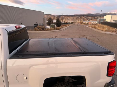 Used 2019 Chevrolet Silverado 2500 LT image 11