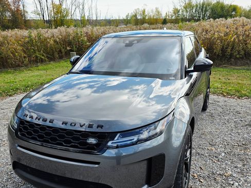 Used 2020 Land Rover Range Rover Evoque SE image 10