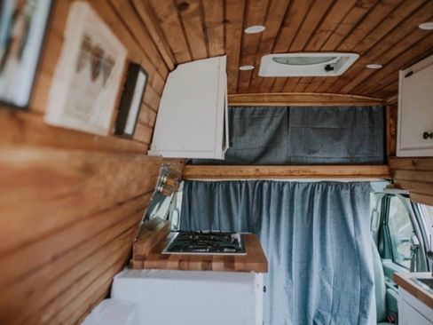 Used 2003 Ford E-250 and Econoline 250 image 13