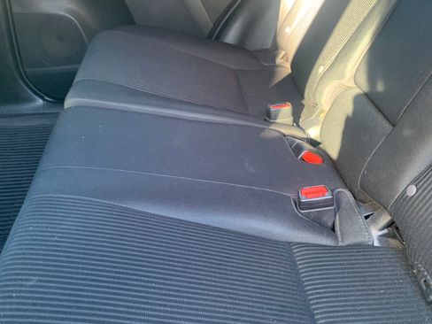 Used 2018 Toyota RAV4 LE w/ All Weather Liner Package image 19