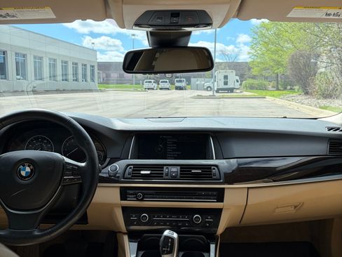 Used 2014 BMW 535i xDrive Sedan AWD/4WD image 9