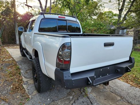 Used 2010 Toyota Tacoma 4x4 Double Cab image 15