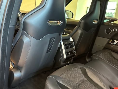 Used 2019 Land Rover Range Rover Sport SVR AWD/4WD image 13