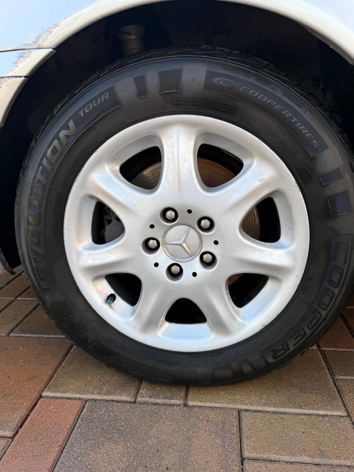 Used 2000 Mercedes-Benz S 500 image 11