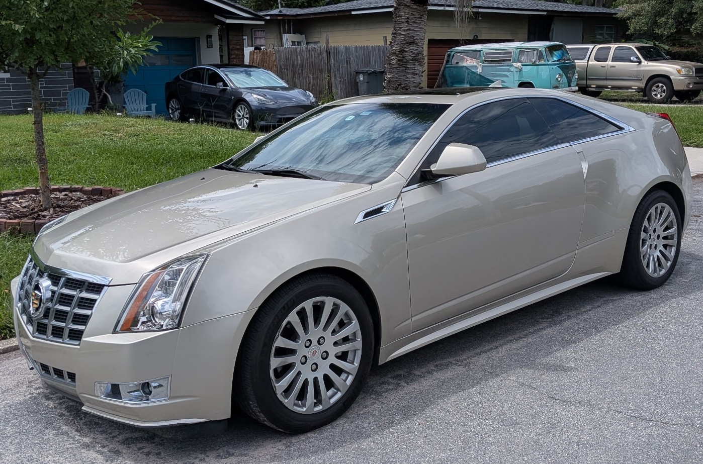 Used 2014 Cadillac CTS Performance RWD image 2