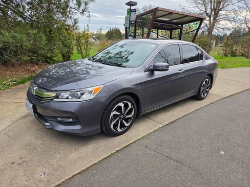 Used 2017 Honda Accord EX-L image 1