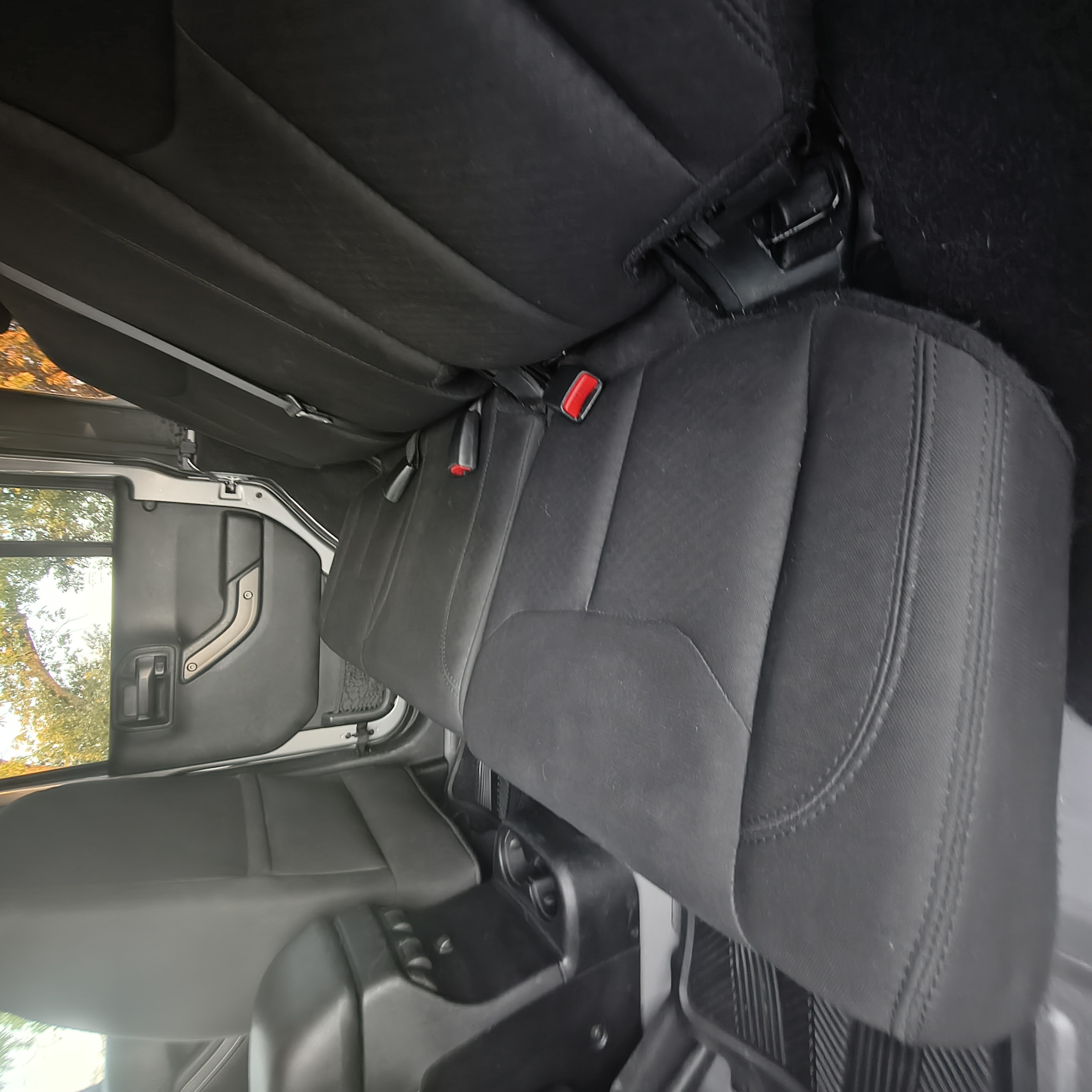 Used 2018 Jeep Wrangler Unlimited Sport S AWD/4WD image 14