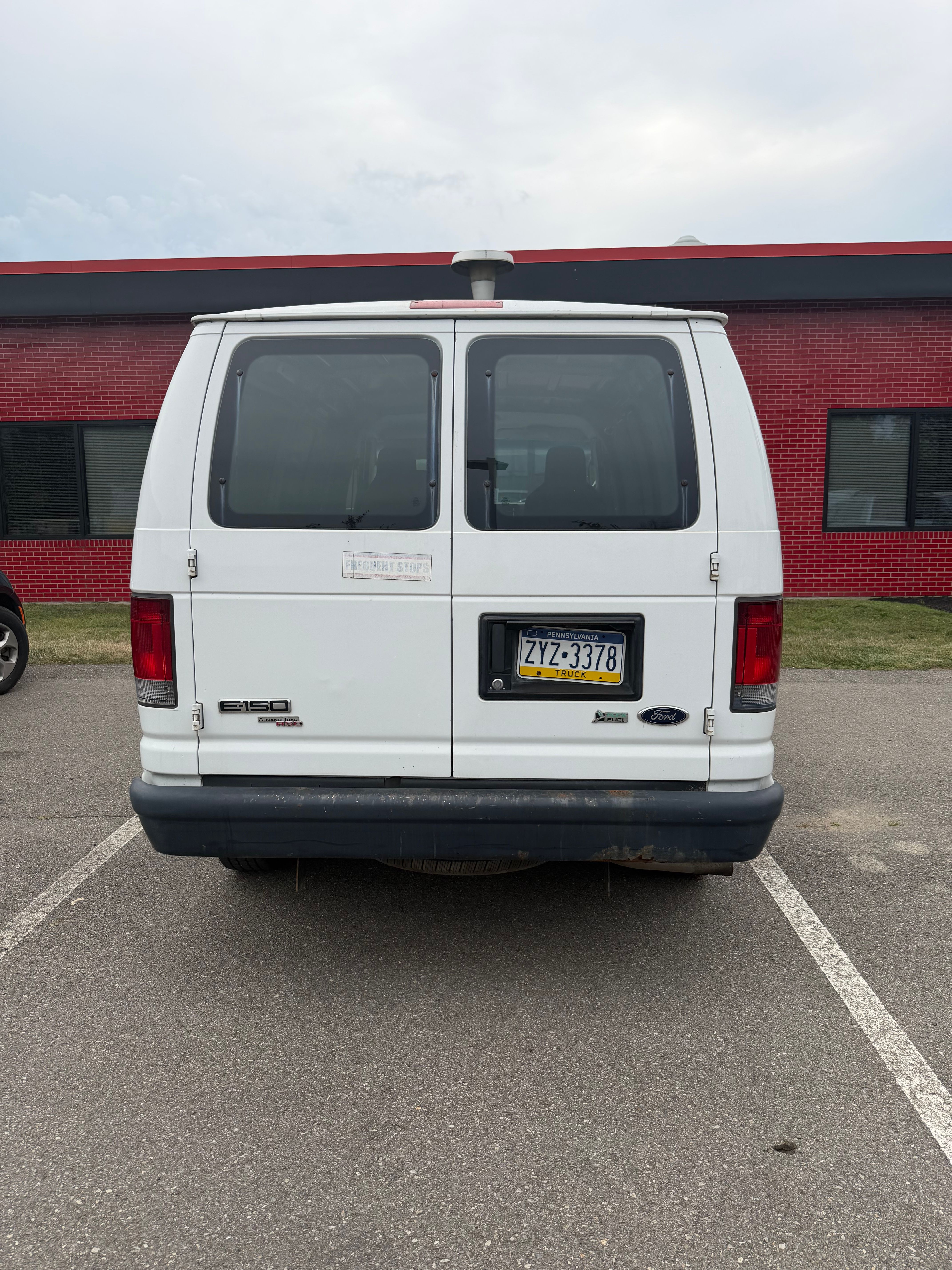 Used 2011 Ford E-150 and Econoline 150 w/ PWR Group RWD image 5