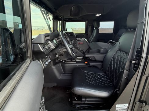 Used 1998 HUMMER H1 4-Door Hard Top image 9