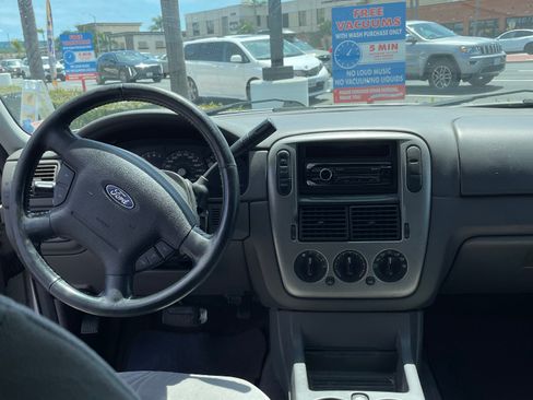 Used 2005 Ford Explorer Sport XLT RWD image 8