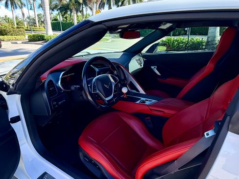 Used 2017 Chevrolet Corvette Z06 image 11