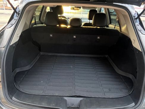 Used 2023 Nissan Murano SV FWD image 9