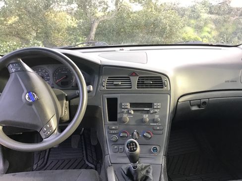 Used 2002 Volvo S60 2.4 image 12