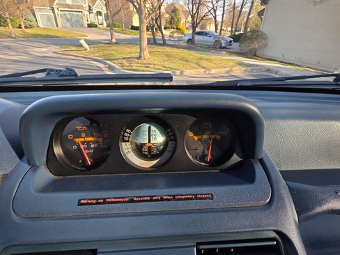 Used 1993 Mitsubishi Montero RS image 12