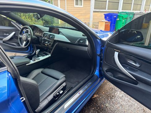 Used 2019 BMW 430i Coupe w/ M Sport Package RWD image 10