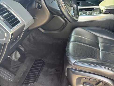 Used 2015 Land Rover Range Rover Sport SE image 5