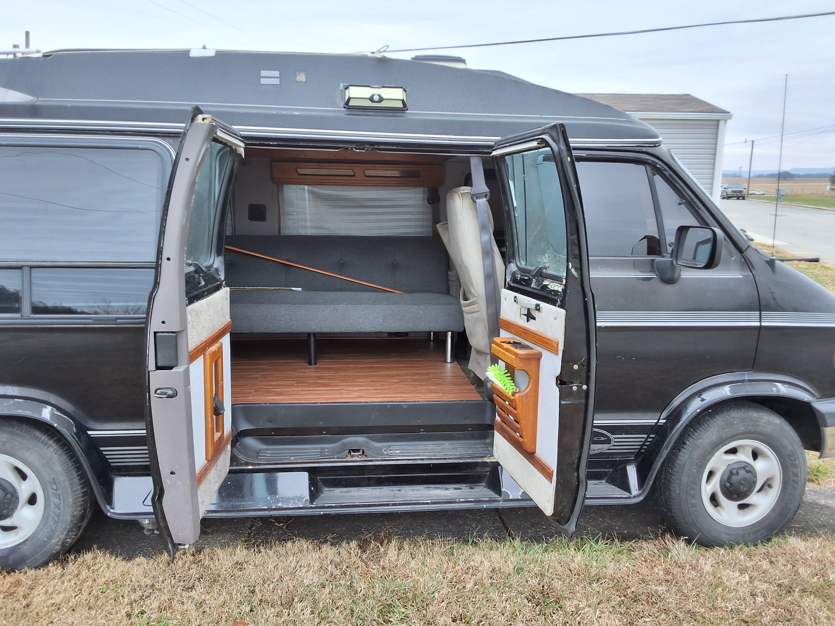 Used 1996 Dodge B2500 RWD image 4