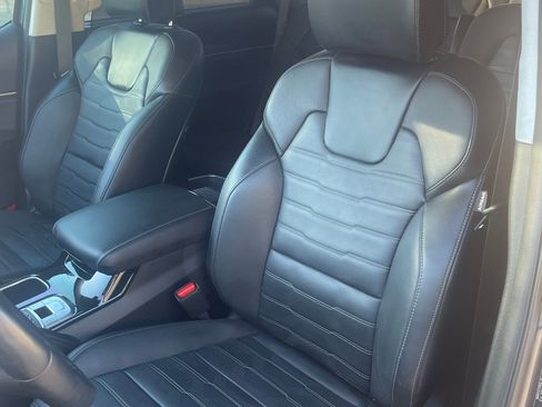 Used 2024 Kia Telluride SX Prestige image 6