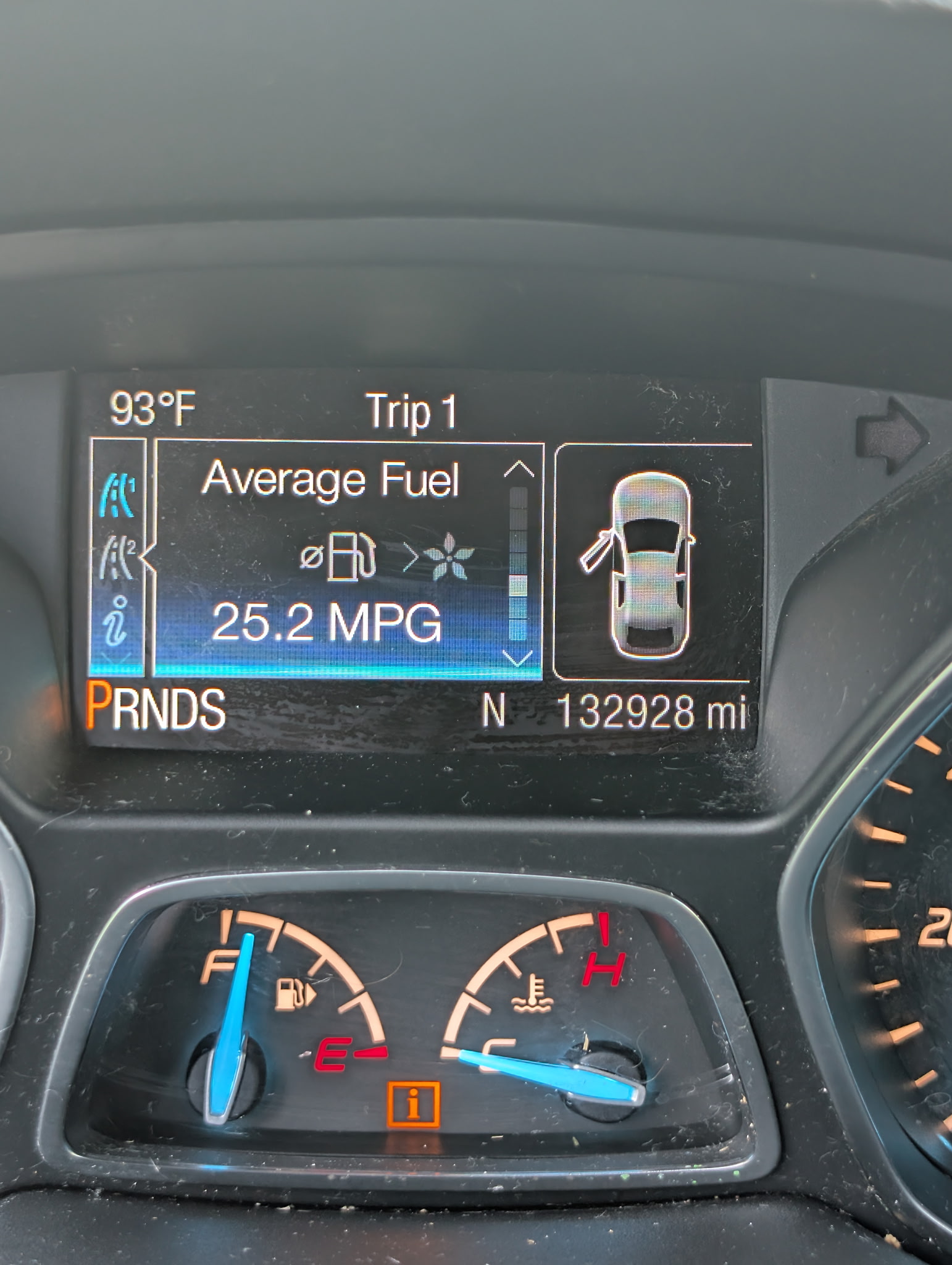 Used 2016 Ford Escape SE w/ Equipment Group 201A FWD image 12
