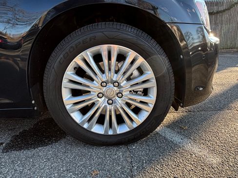 Used 2013 Chrysler 300 C w/ Beats Audio Group image 8