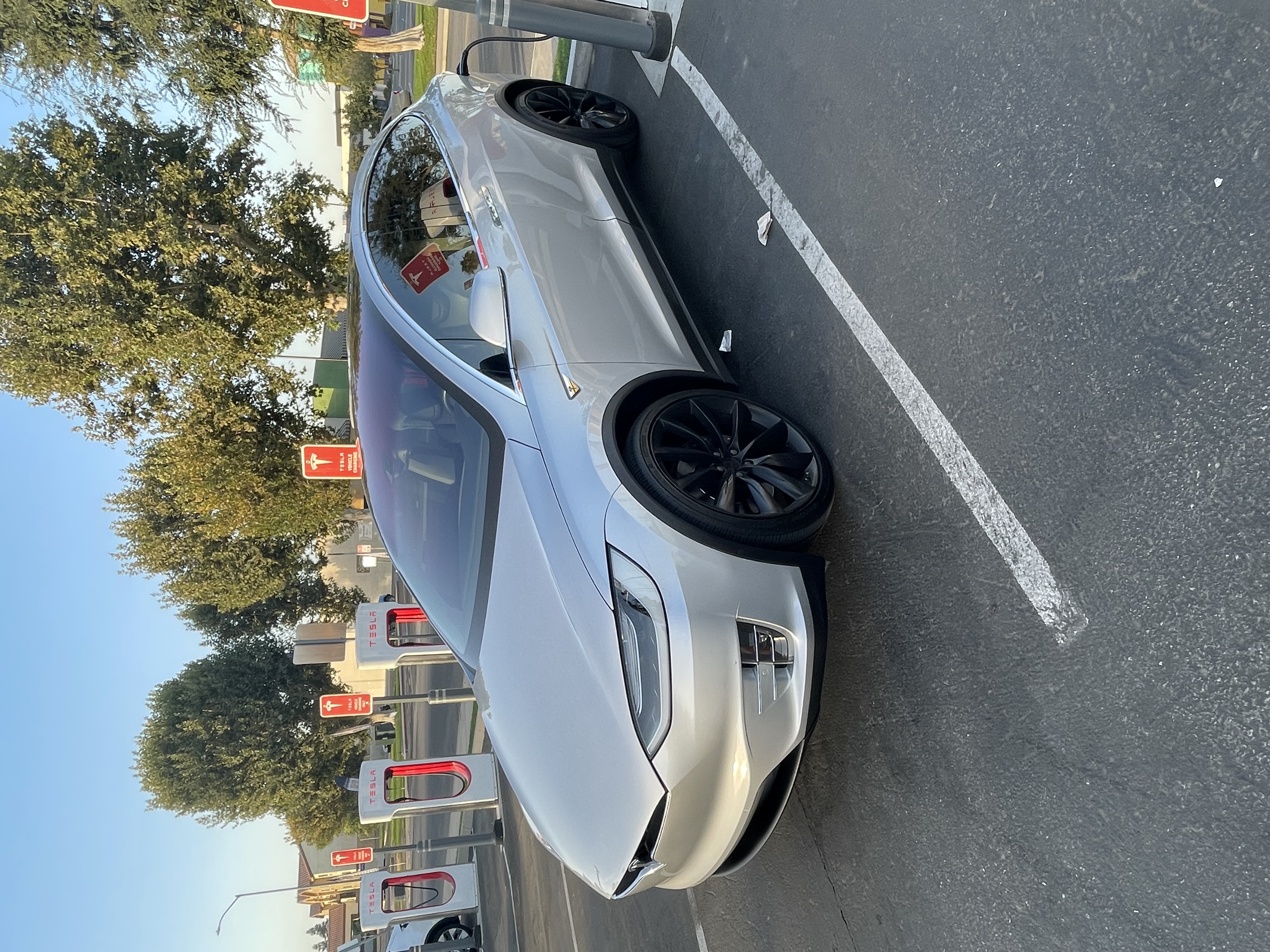 Used 2016 Tesla Model X 90D AWD/4WD image 1
