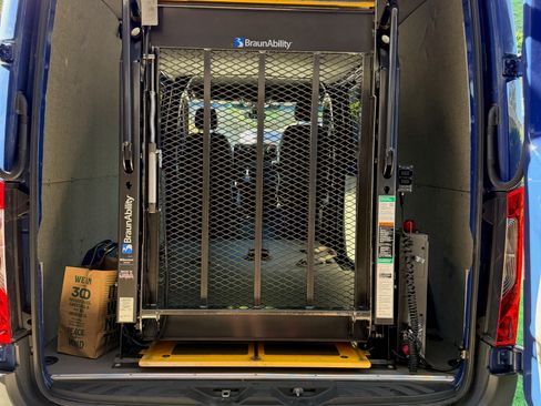 Used 2019 Mercedes-Benz Sprinter 144 Cargo image 6
