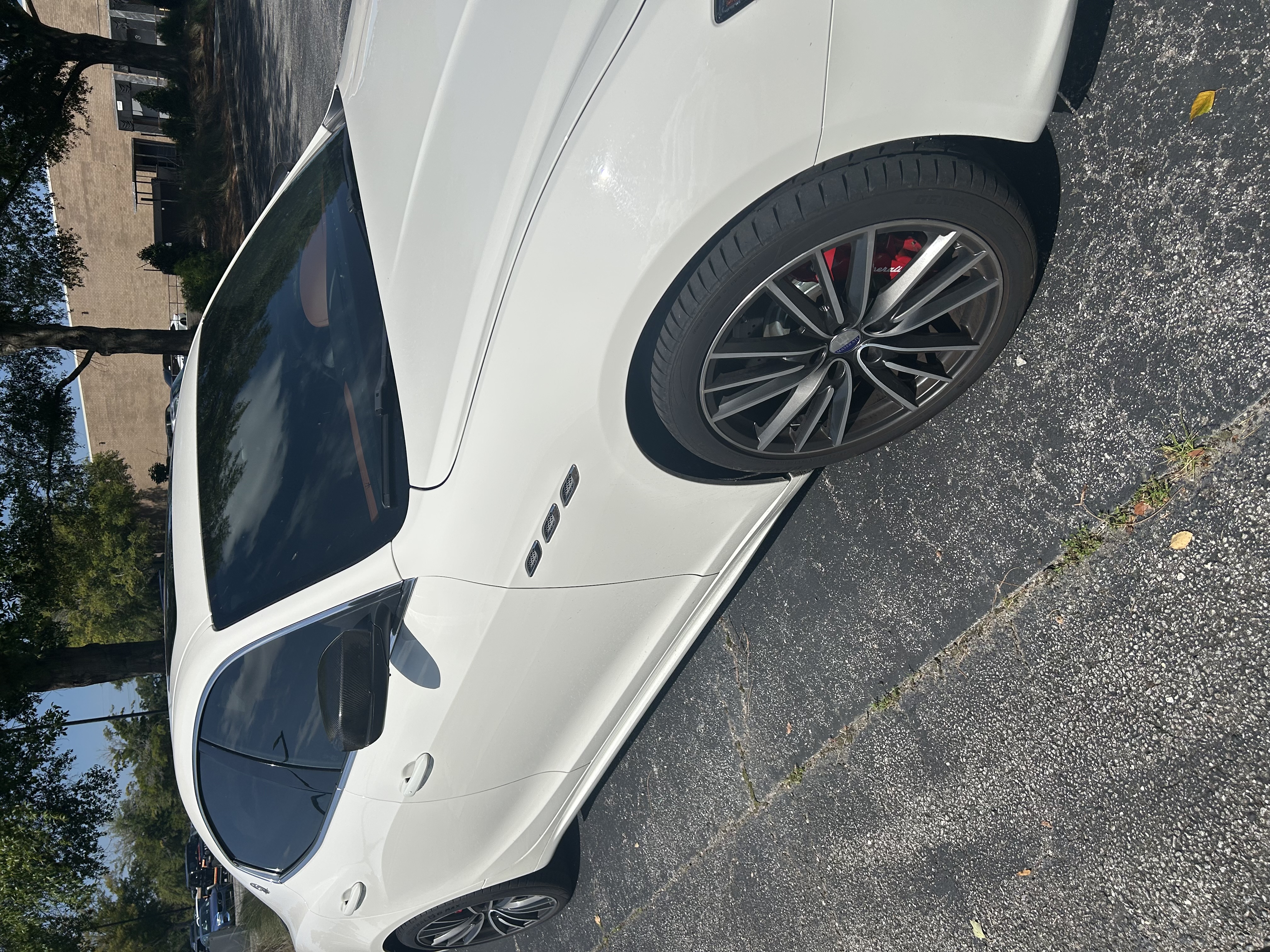 Used 2017 Maserati Ghibli S Q4 AWD/4WD image 2