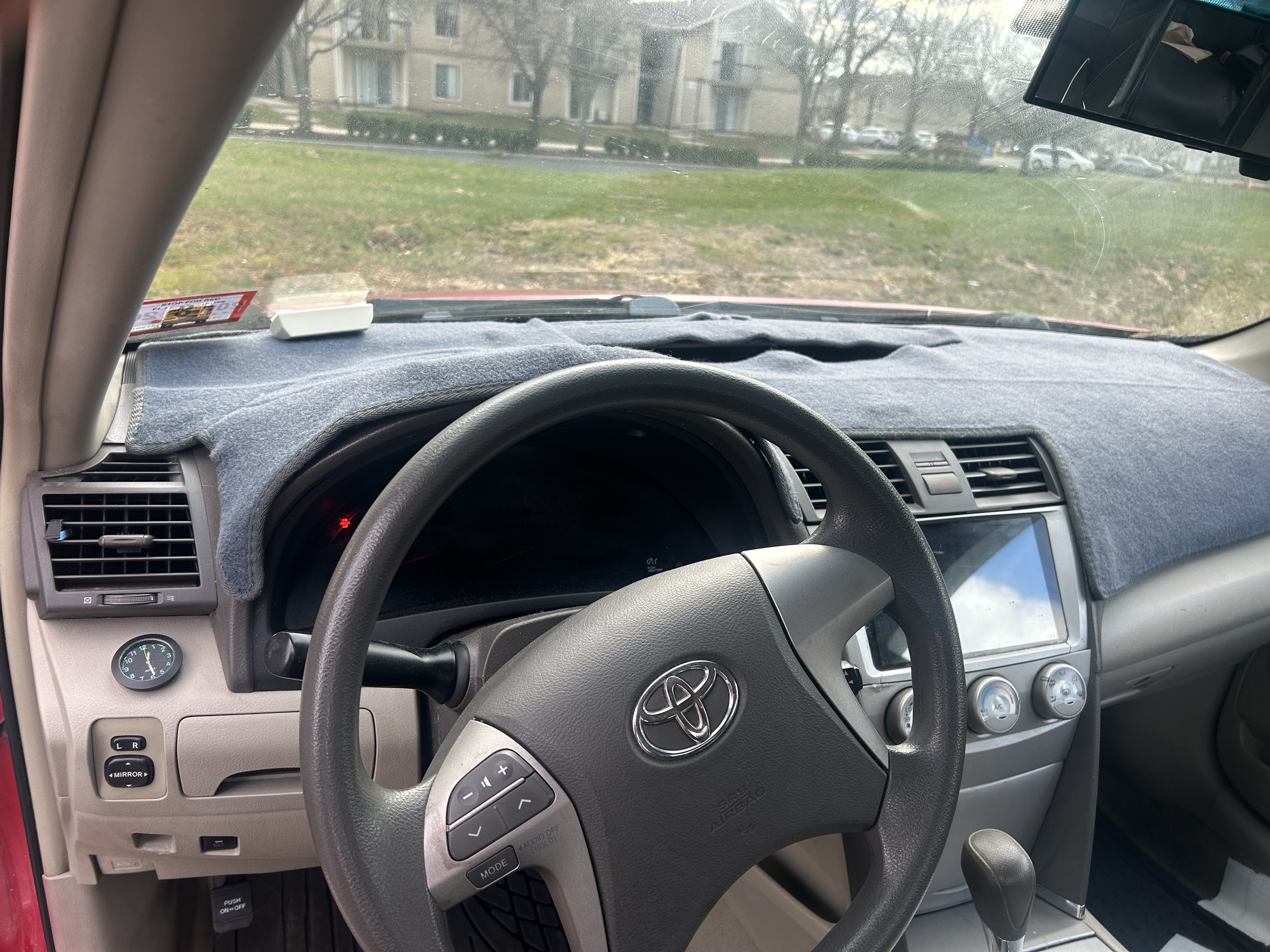 Used 2010 Toyota Camry FWD image 11