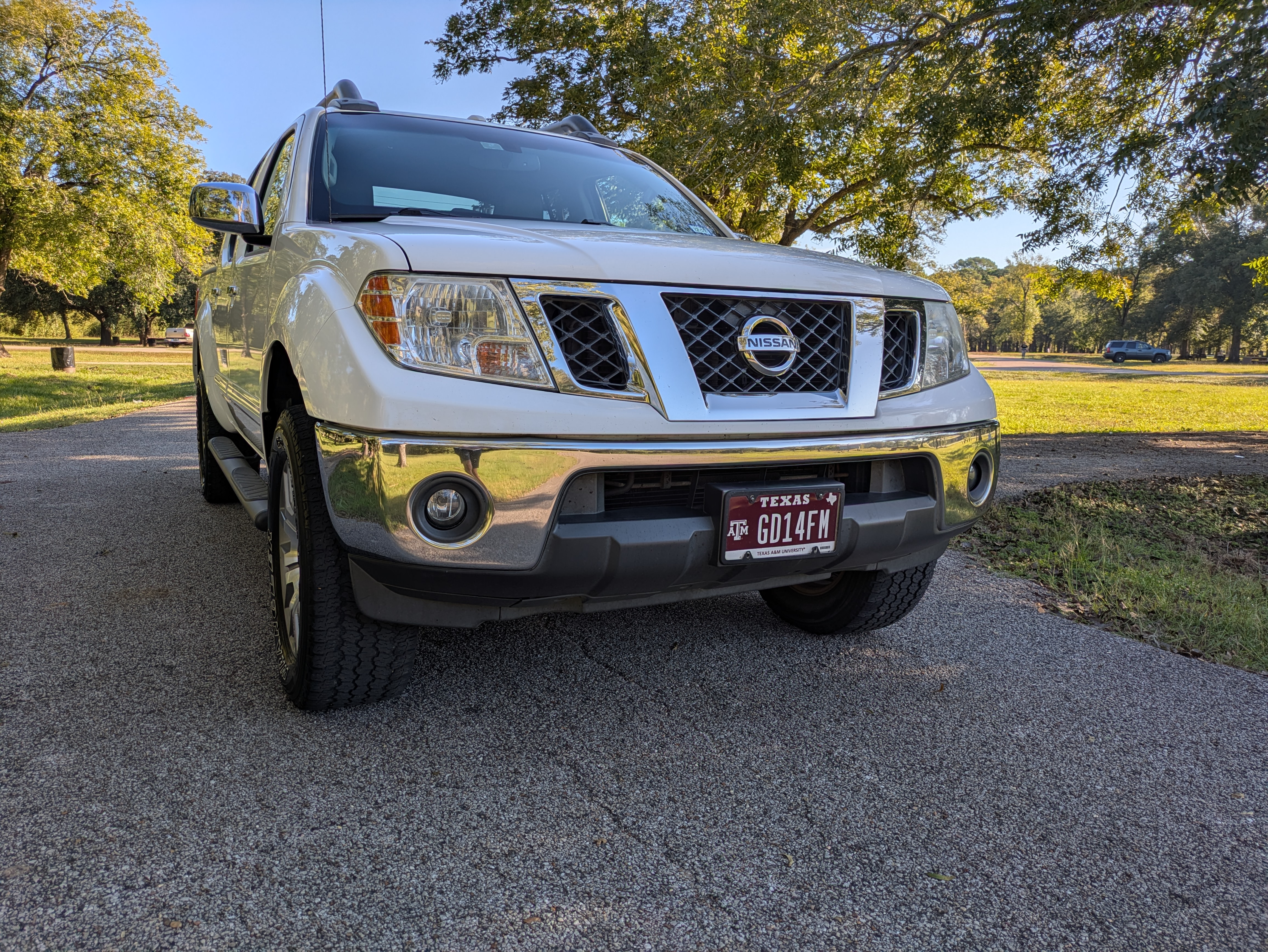 Used 2012 Nissan Frontier SL RWD image 6