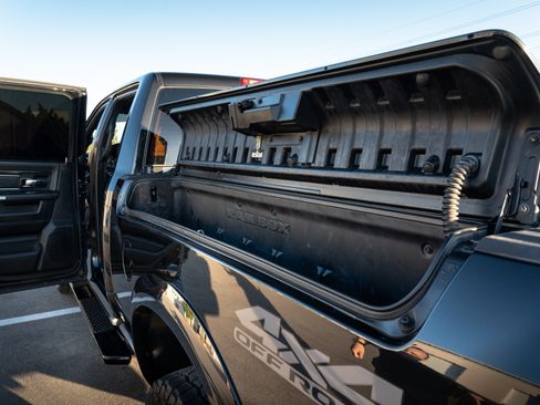 Used 2018 RAM 2500 Limited image 14