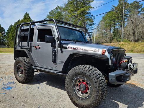 Used 2017 Jeep Wrangler Rubicon image 4