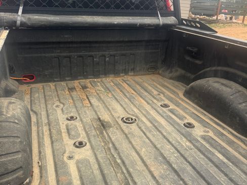 Used 2017 Ford F250 Lariat w/ Lariat Ultimate Package image 5