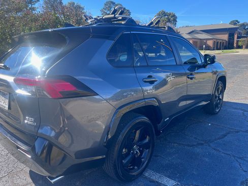 Used 2020 Toyota RAV4 XSE image 5