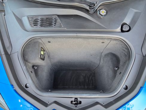 Used 2024 Chevrolet Corvette Stingray Preferred Cpe w/ Z51 Performance Package image 16