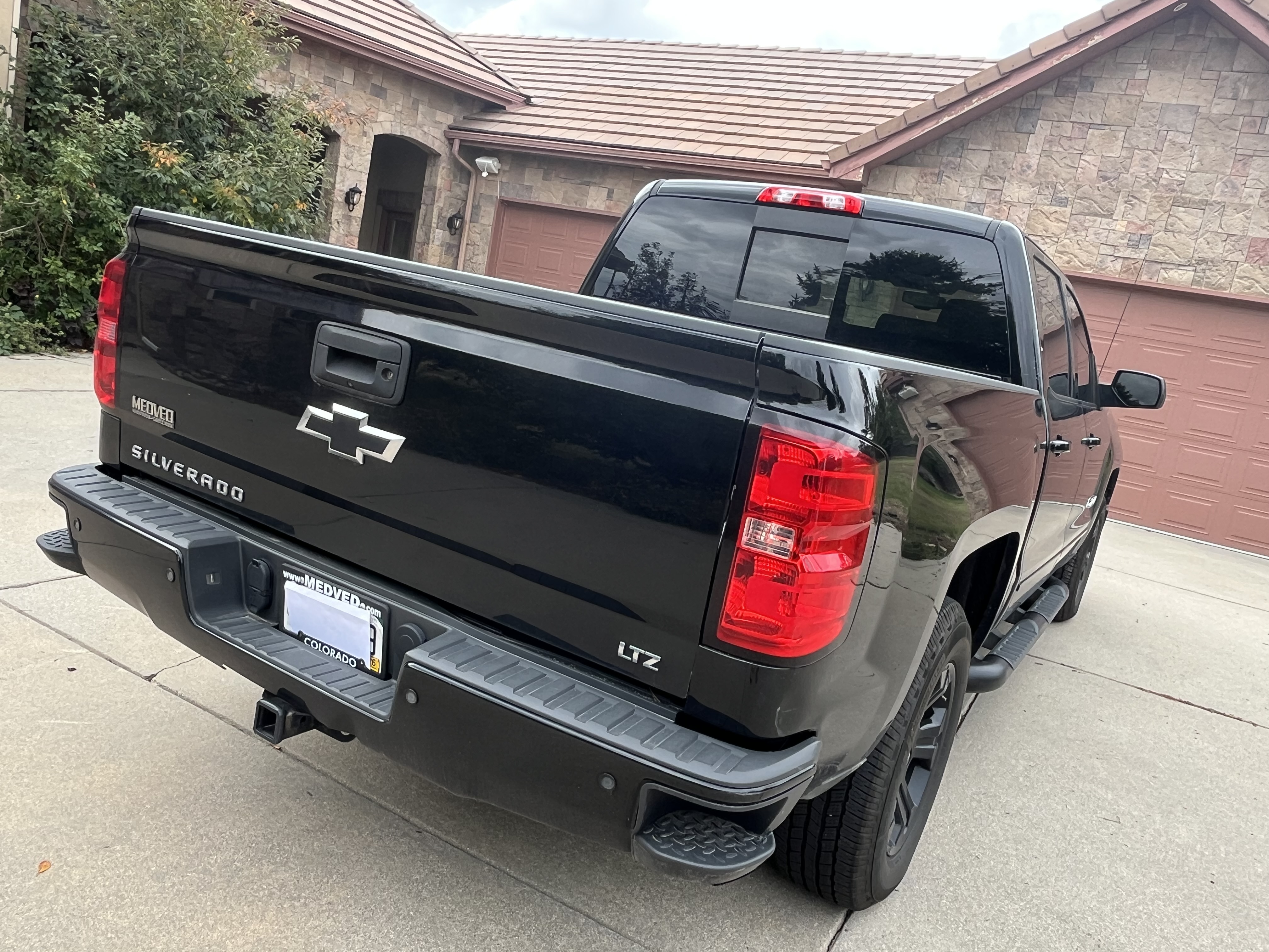 Used 2015 Chevrolet Silverado 1500 LTZ Z71 w/ Midnight Edition AWD/4WD image 8