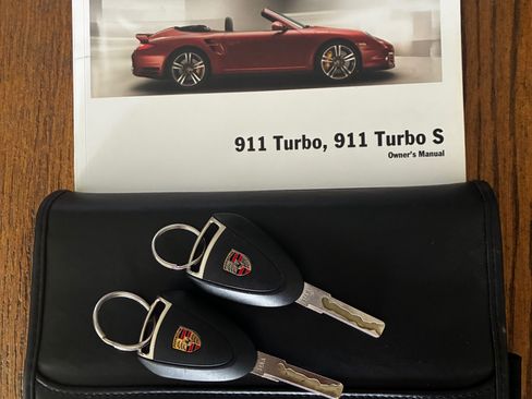 Used 2011 Porsche 911 4 Coupe image 30