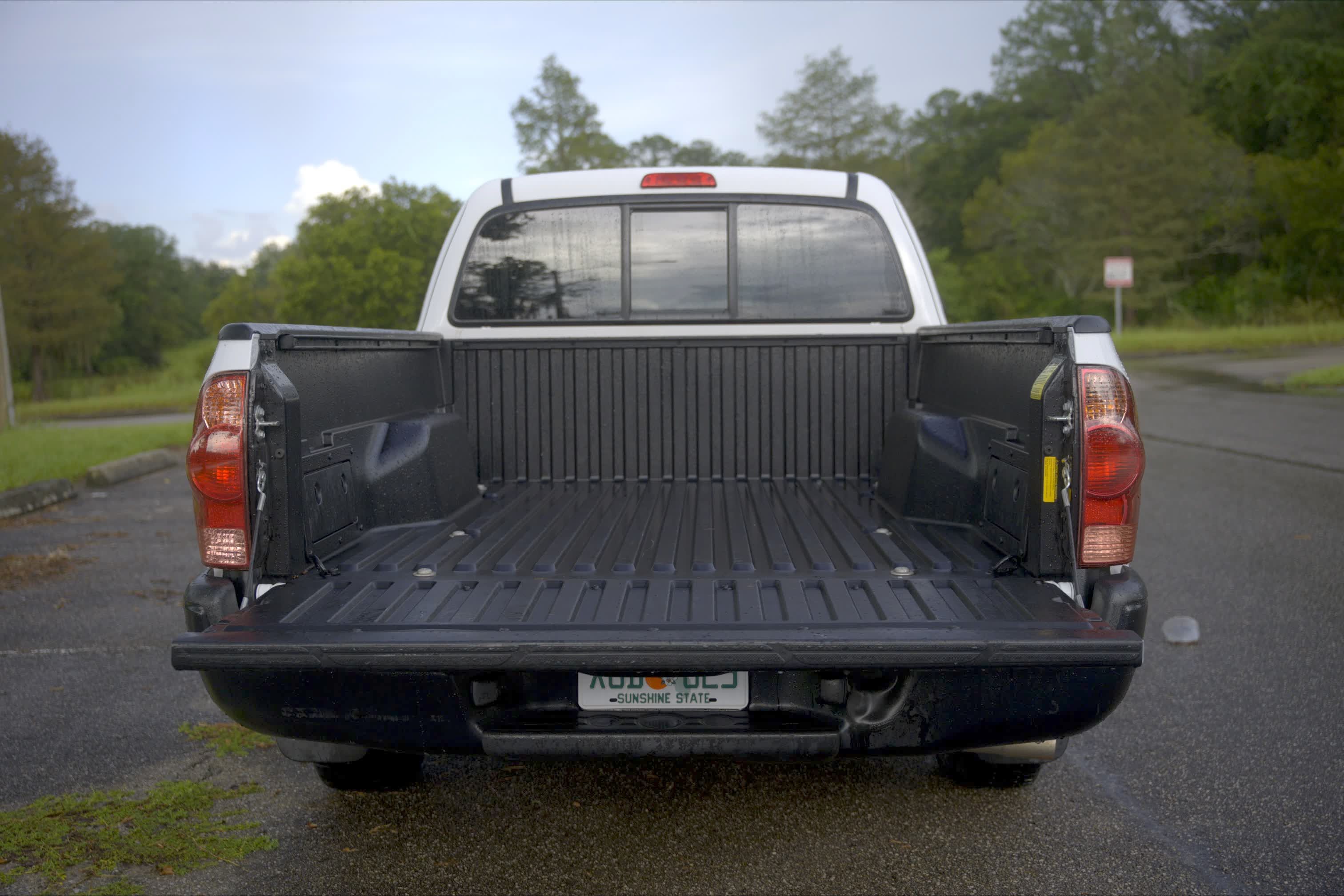 Used 2015 Toyota Tacoma 2WD Access Cab w/ Convenience Package image 9