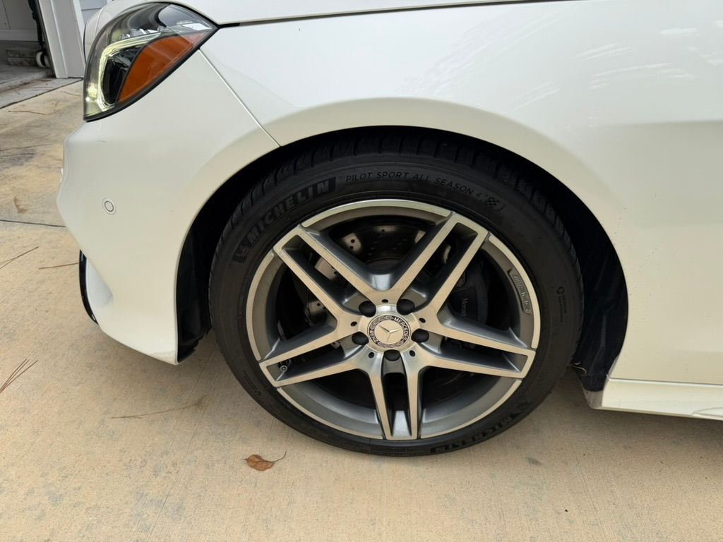 Used 2015 Mercedes-Benz E 400 Sedan image 18