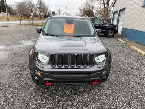 Used 2017 Jeep Renegade Trailhawk image 6