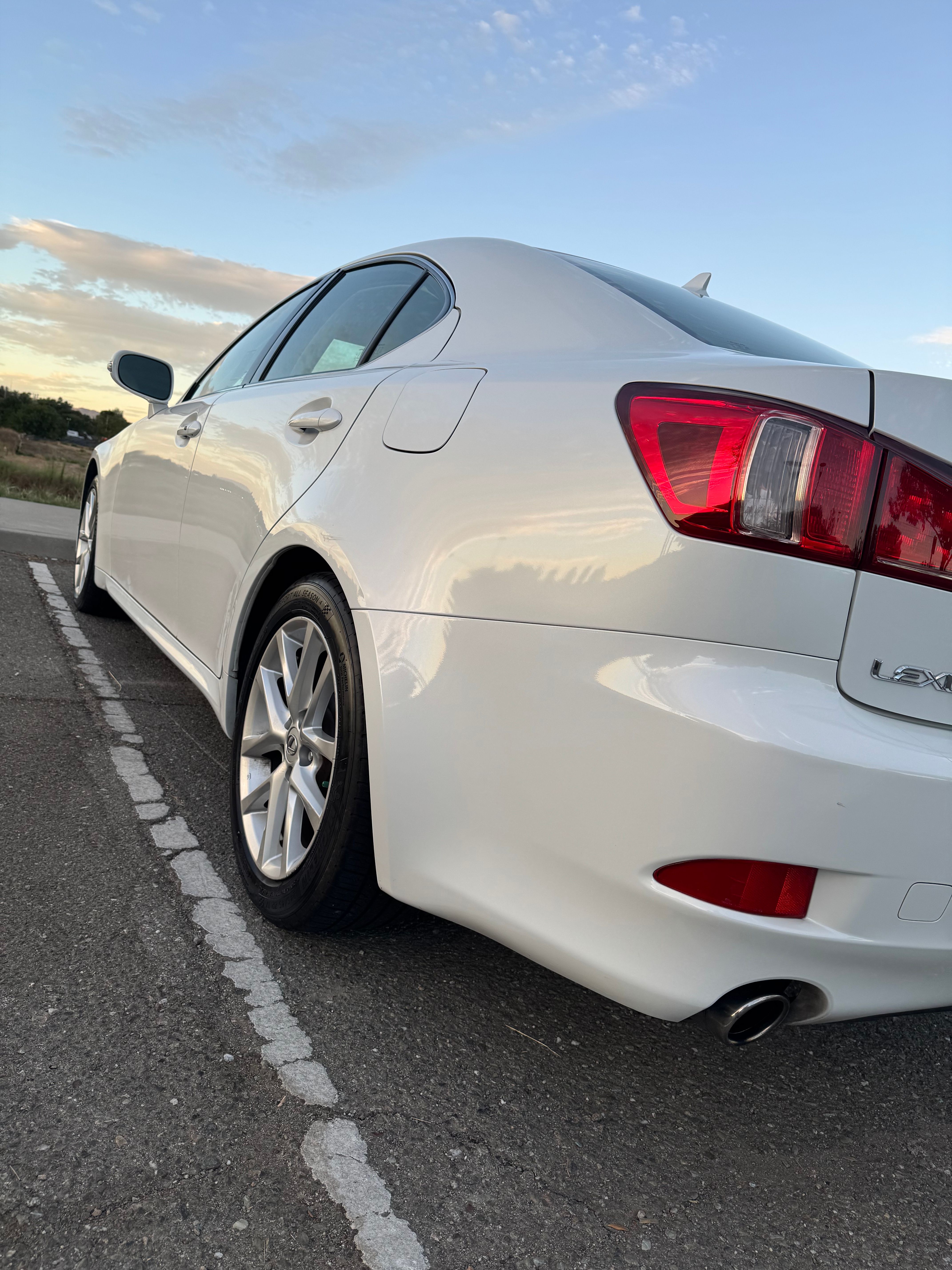 Used 2013 Lexus IS 250 w/ Premium Pkg Value Edition RWD image 4