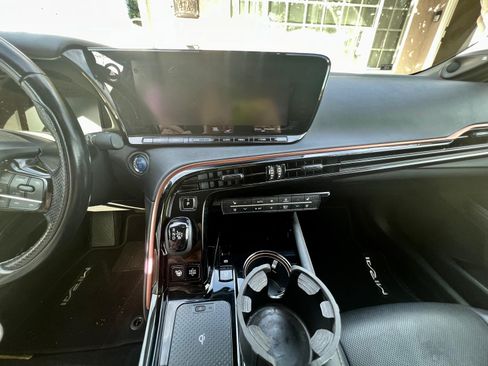 Used 2021 Toyota Mirai image 20