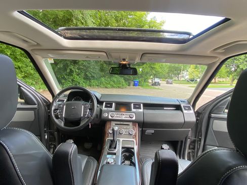 Used 2011 Land Rover Range Rover Sport HSE LUX AWD/4WD image 12